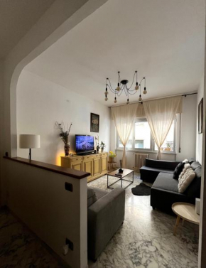 Bilocale Golf vicino al ICLAS villa Azzurra